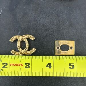 CHANEL Gold Interlocking CC Logo Hardware with Stamped Plate